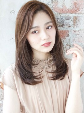 アフロート ルヴア(AFLOAT RUVUA) 流れる上品かきあげバング×レイヤーカット【アフロート京佳】