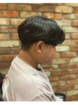 ヒロギンザバーバーショップ 丸の内店(HIRO GINZA BARBER SHOP)&nbsp;メンズセンターパート　ニュアンスパーマ　東京/丸の内/大手町