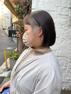 ラミ(L'ami) 透明感ハイトーンホワイトベージュ×地毛風アッシュ