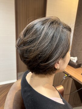 髪匠アンティーナ(髪匠Anteena) 大人ショートボブスタイル