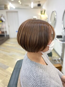 ビィーワンイースト(Be 1 EAST) ショートボブ