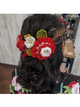 エムバランス(M.Valance) ハーフアップ