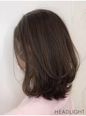 グレージュ×ミディアムレイヤー