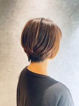 レン(Ren)の写真/いつまでも美しく若々しくいたい貴方に。ダメージレスのカラー剤で髪の芯からしっかり染まり艶感UP【国立】
