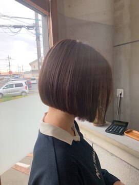 エゴ(ego) 首元スッキリボブ