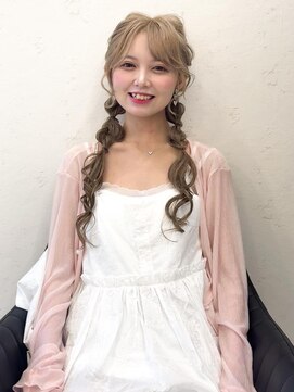 セルカ 新宿(CERCA) ツイン編み下ろしヘアセット［CERCA新宿/新宿西口］