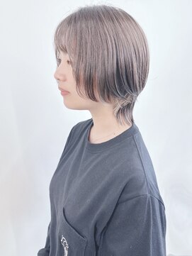 モリオ(morio) ＊丸みショートレイヤーボブくびれショートウルフマッシュウルフ