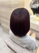 ラビス クローバー(Lovis clover) Miki ダブルカラー ツヤ髪スタイル