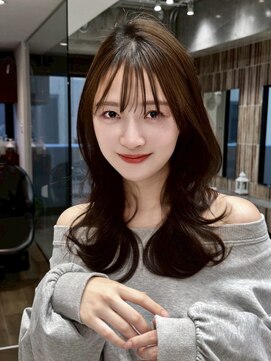 ファルベ(Farbe) ココアベージュ/小顔に見せるヘア/黒髪カタログ/オリーブグレー