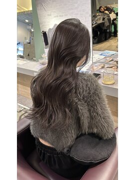 コル(col oodori) グレージュ