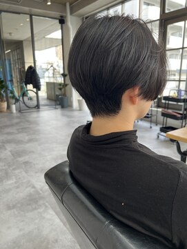 刈り上げショート