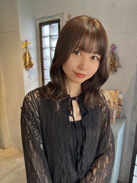 カシュカシュ アネックス(cache cache annex) くびれヘアミディアムレイヤーシースルーバング