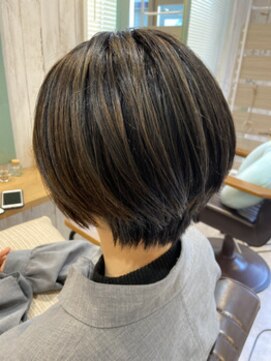 リーフ ヘアアンドリラクーゼーション(Leaf hair&relaxation) ハイライト×ショート