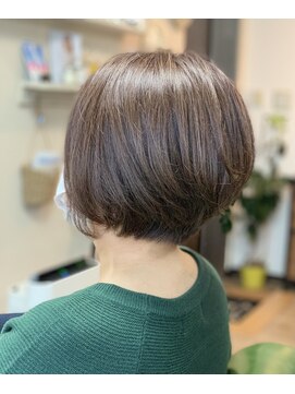ブローチ ヘア(brooCH hair) ショートボブ