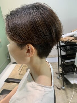 サイズ(SAIS) ツーセクションショートボブ