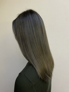 ギャロップヘアー ディープネイビーアッシュ×外壁バリアトリートメント