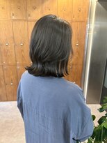 大人毛流れくびれレイヤーミディアム
