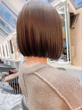 リール 銀座(R'EEL) 雨にも汗にも負けない縮毛矯正ボブ