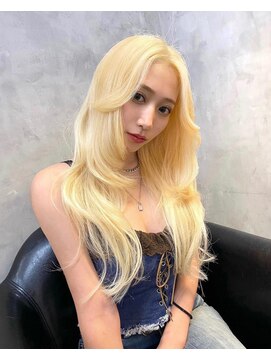 ジーナ(XENA) ブリーチのみ×シールエクステ×渋谷