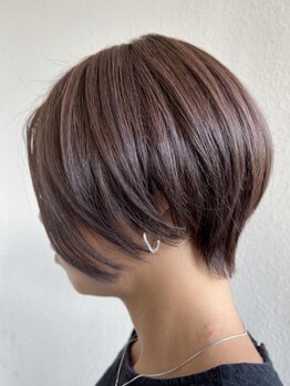 ナイロン(NYLON)の写真/【江古田/小竹向原徒歩5分】骨格を見極めた“似合わせカット”で、あなたの魅力を引き出します☆