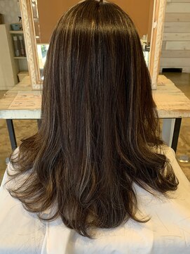 マンプスウタタ (Mumps utata) ハイライトカラー