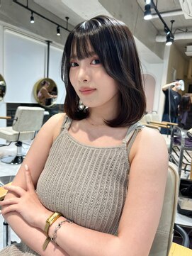 ティア(Tia.) タンバルモリ/ボブ/縮毛矯正/髪質改善/シースルーバング