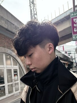 キングオブヘア バイ ノイズ 梅田茶屋町店(KING of hair by NOISM) スペインカール