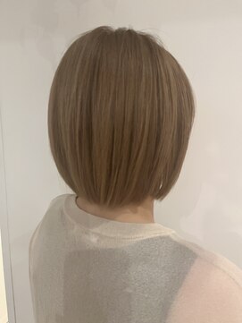 プルースラウンジ(Plus Lounge) 大人ボブ前下がりボブミニボブ20代30代40代