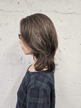 オウンバイジゼル(own by GiseL) 抜け感くびれミディ×柔らかパーマ