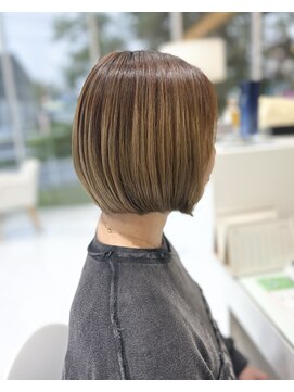 ユウヘアー 師勝店(U Hair) あごライン切りっぱなしボブ