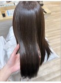 ロング×ダークブラウンカラー