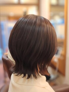 フリージア(freesia) 30代40代50代/大人ミディアム/ミディアムレイヤー