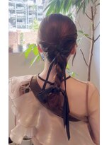 ルネ清水アネックス (Rune 清水 ANNEX) ヘアセット 大人可愛いタイトポニー