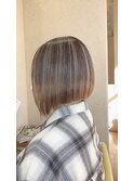 ショートボブ