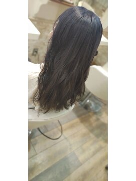 ミエル ヘア 新宿(miel hair) ブルーブラック【新宿】