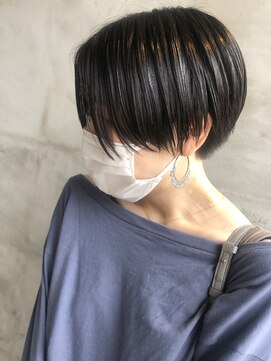 アンディ ニジュウサンド クリエイション(and D 23℃ creation) 刈り上げショート