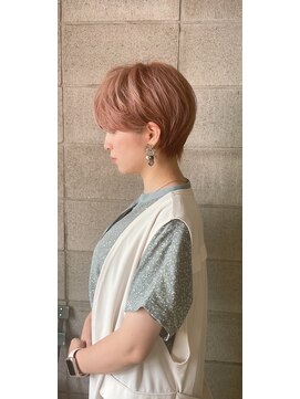 髪質改善と縮毛矯正の専門店 サンティエ(scintiller) 大人綺麗な小顔襟足スッキリショートボブ　30代40代50代