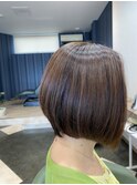 ショートボブ