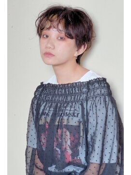 クシュ 所沢西口プロぺ通り(kusyu... ) 黒髪/グレーベージュ/レイヤーロング/前髪パーマ/所沢ハイライト