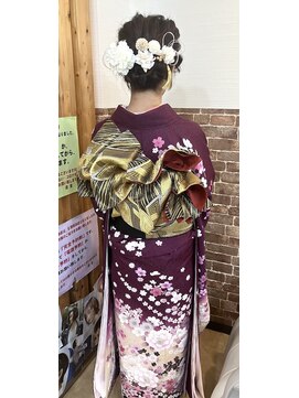 カットハウス はさみの部屋 ミディアムボブ/シニヨンヘア/振袖/ふんわり/波巻き/前髪あり