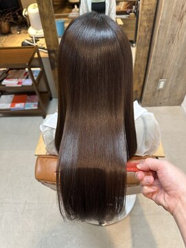 アーシェ 横浜店(A'SHE) 広がりやうなりなどの梅雨対策、縮毛矯正