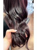 ダークレッド×巻き髪