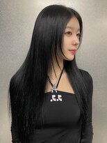 エヌアイ オモテサンドウ(ni omotesando)&nbsp;黒髪ストレート/韓国高めレイヤーカット/ブルーブラック　上野