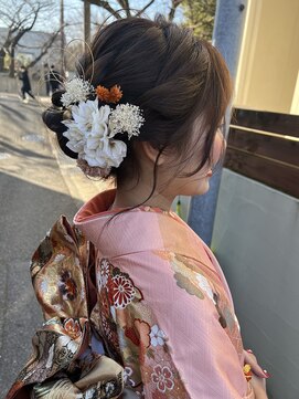 ボタニウム バイ アールサロン(BOTANIUM by RrSALON) ☆ふわふわシニヨン☆成人式ヘアセット☆AMU