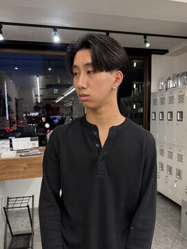 ソソ(soso) 王道センターパート/フェザーパーマ/横浜