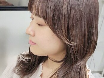 アメリラブ(ameri love)の写真/大事な顔周りのカット、骨格や髪質、髪の状態を見極めて、必ず似合わせられる技術を磨いています。