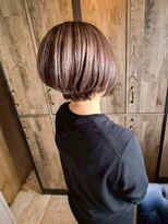 ナフィ バイ エイム 町田店(Nafie by eim)&nbsp;丸みショート/大人ひし形ショート/白髪ぼかし/フォギーベージュ