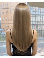 零秒女髪 千里丘店 髪質改善で叶える上品な艶ロングヘアカラー艶髪美髪艶カラー艶感