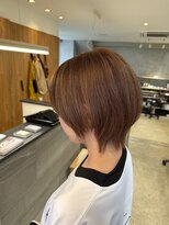 ニーイチイチ(211)&nbsp;ショートウルフ/ミルクティーベージュ