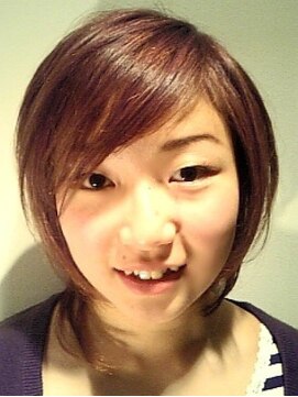 ボピープ(Bo-Peep) スッキリ軽い、変形ボブスタイル